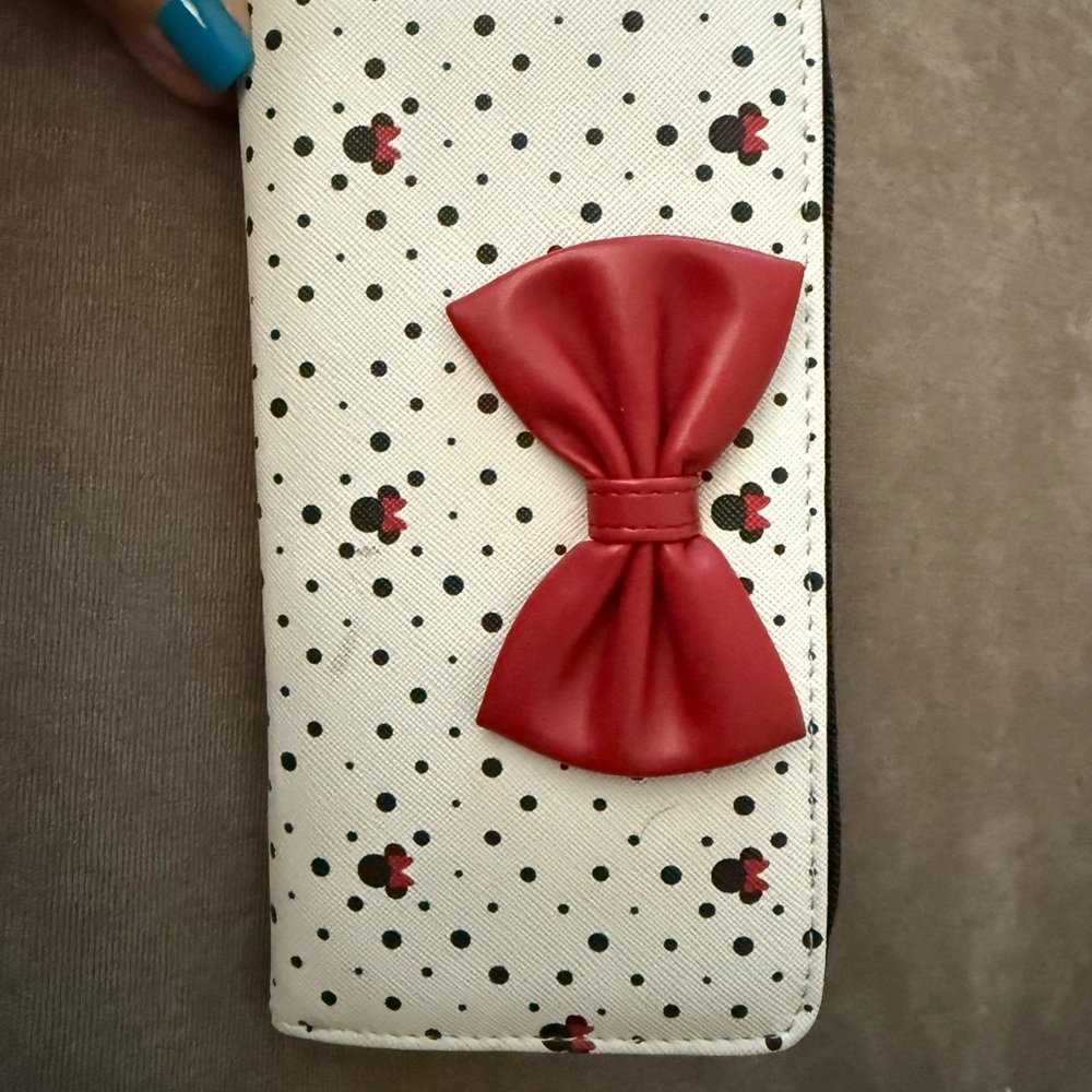 Disney Minnie Mouse wallet